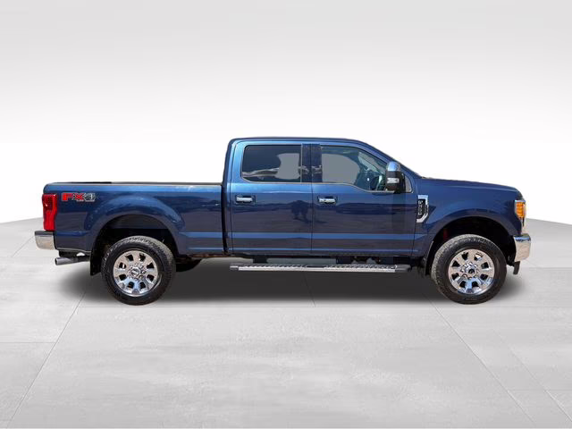 2017 Blue Ford Super Duty F-350 SRW Lariat 4X4 Truck