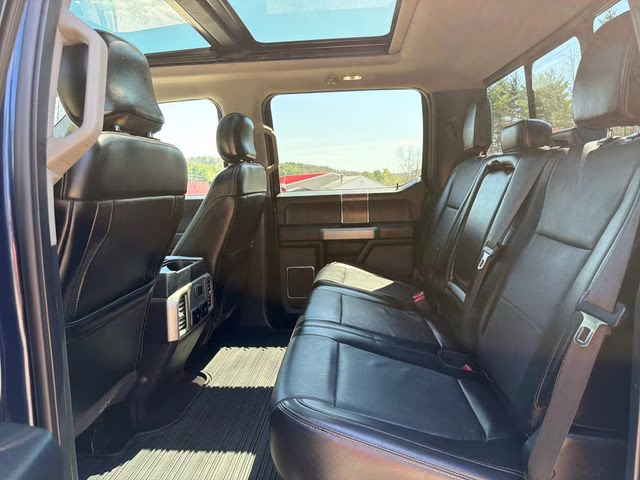 2017 Blue Ford Super Duty F-350 SRW Lariat 4X4 Truck