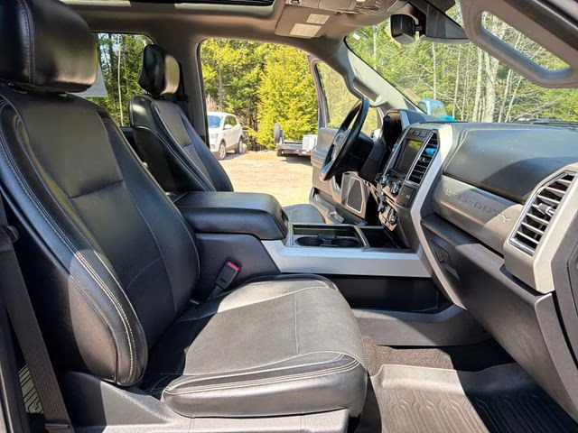 2017 Blue Ford Super Duty F-350 SRW Lariat 4X4 Truck