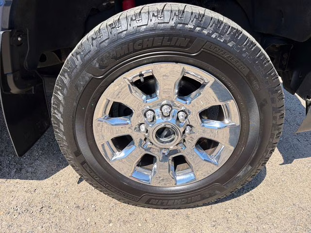 2017 Blue Ford Super Duty F-350 SRW Lariat 4X4 Truck