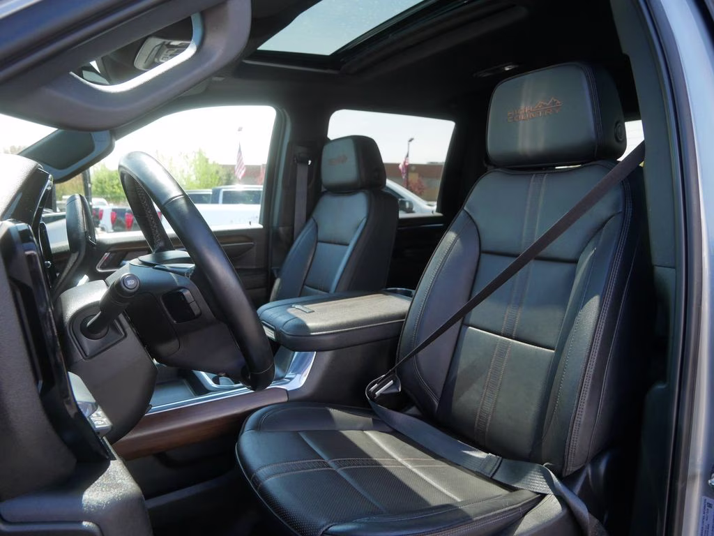 2024 Sterling Gray Metallic Chevrolet Silverado 3500HD High Country 4X4 Truck