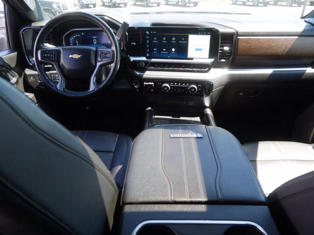 2024 Sterling Gray Metallic Chevrolet Silverado 3500HD High Country 4X4 Truck