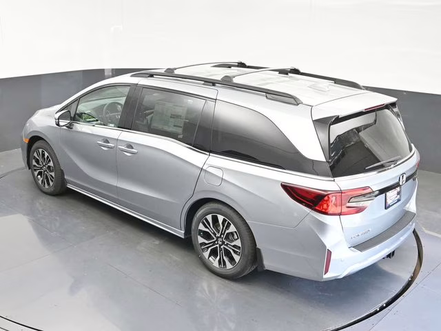 2026 Solar Silver Metallic Honda Odyssey Elite FWD Van