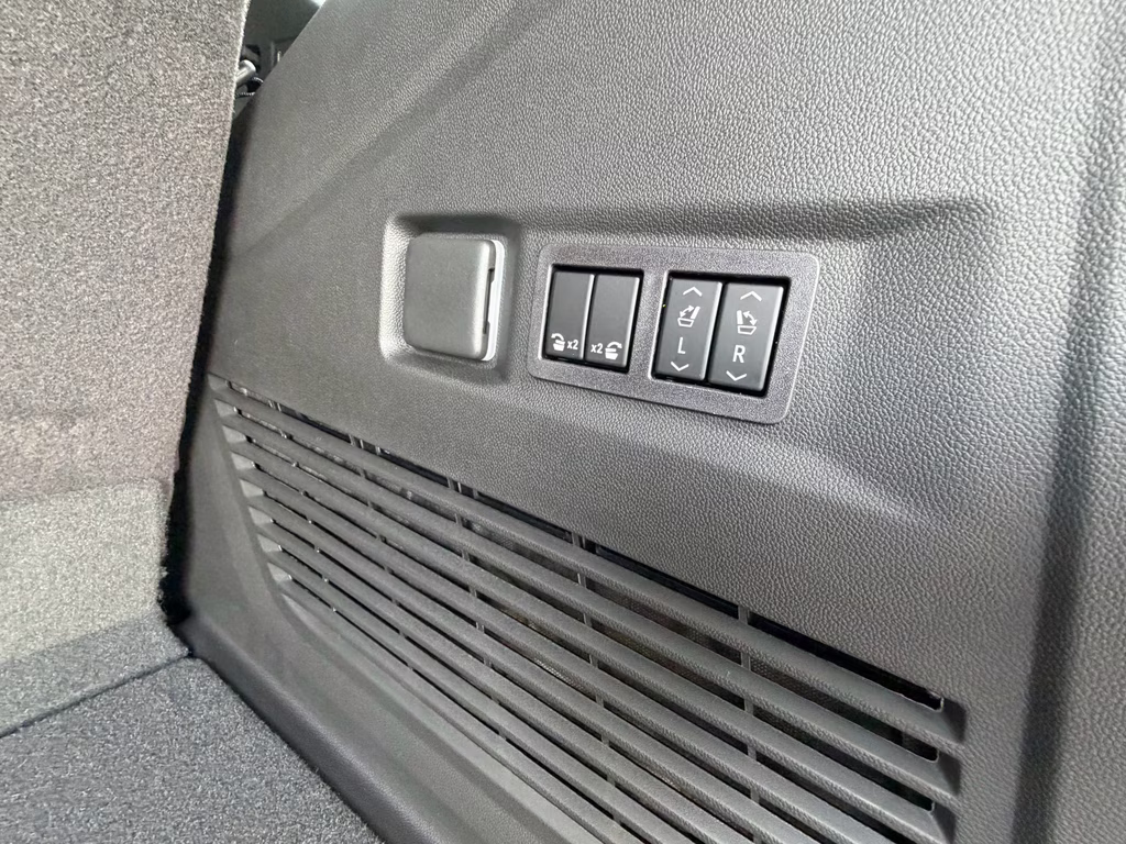 2026 Sterling Gray Metallic Chevrolet Tahoe RST 4X4 SUV