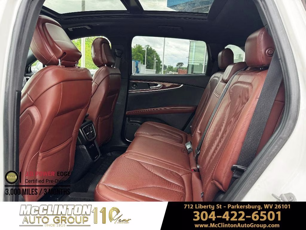 2020 White Lincoln Nautilus Reserve AWD SUV