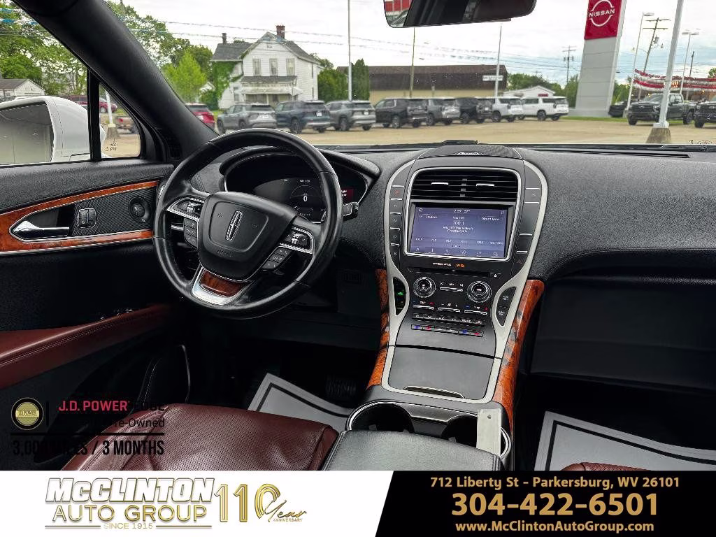2020 White Lincoln Nautilus Reserve AWD SUV