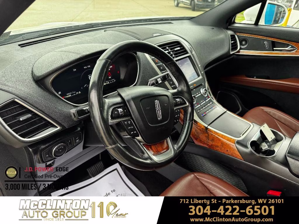 2020 White Lincoln Nautilus Reserve AWD SUV