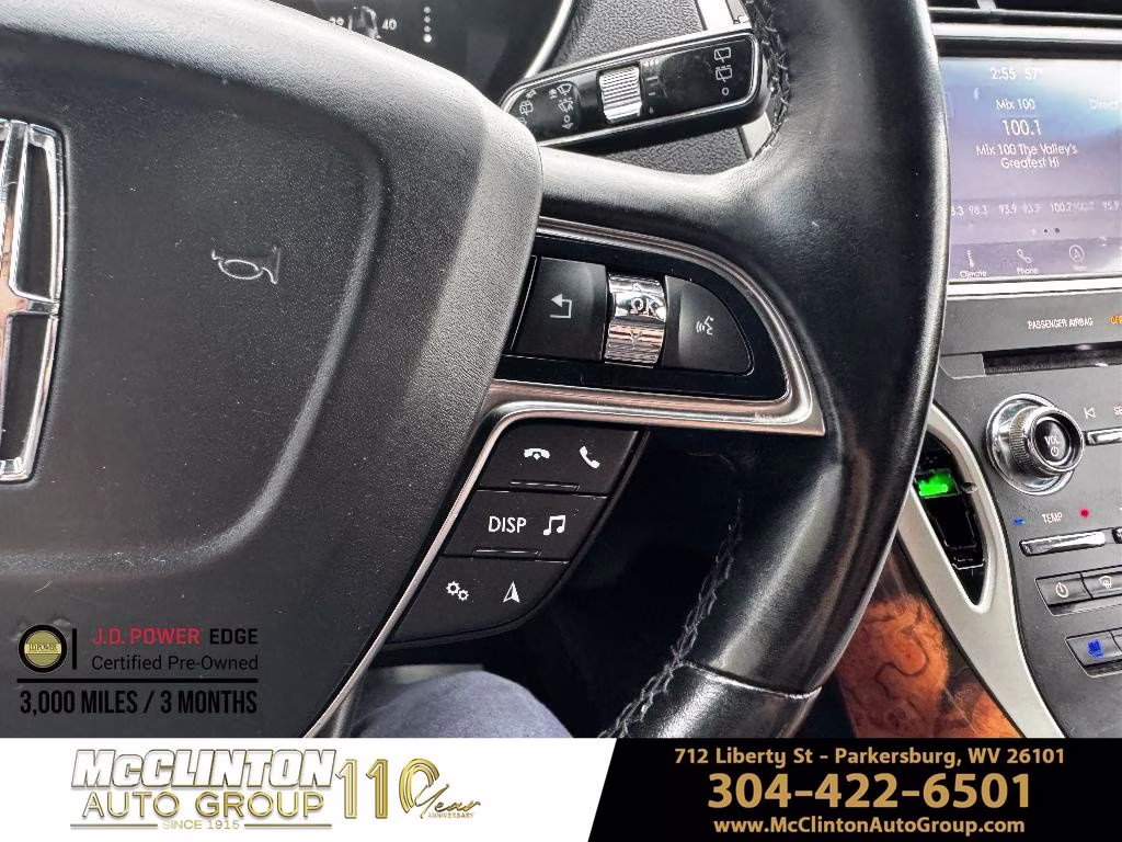 2020 White Lincoln Nautilus Reserve AWD SUV