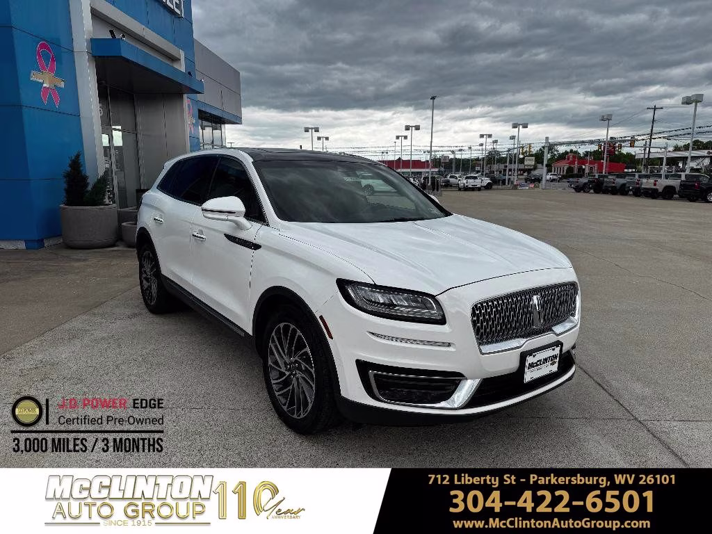 2020 White Lincoln Nautilus Reserve AWD SUV