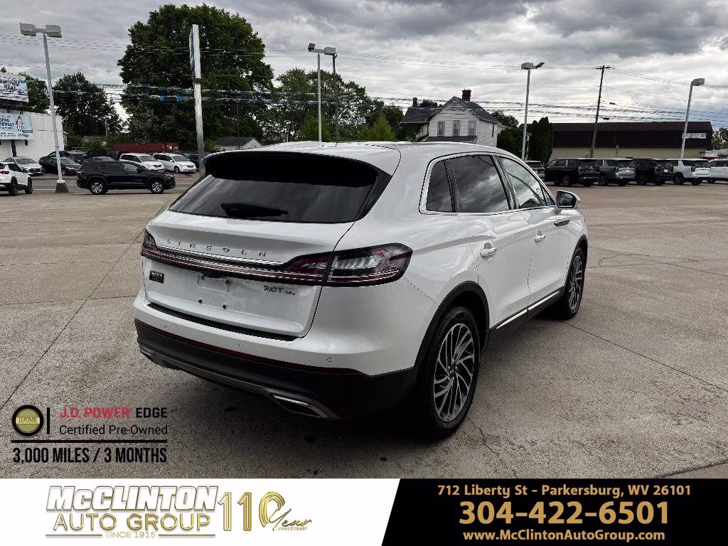 2020 White Lincoln Nautilus Reserve AWD SUV