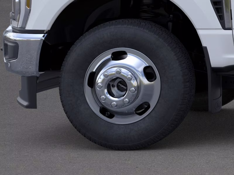 2026 Star White Metallic Tri-Coat Ford Super Duty F-350 DRW King Ranch 4X4 Truck