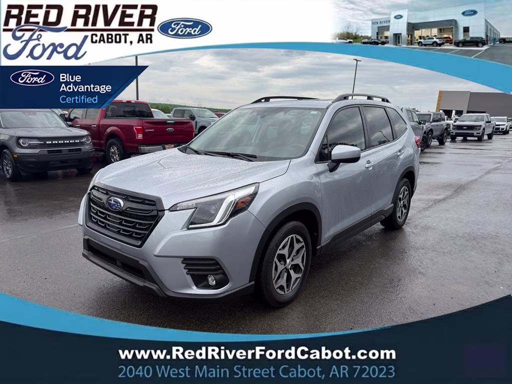 2024 Ice Silver Metallic Subaru Forester Premium AWD SUV