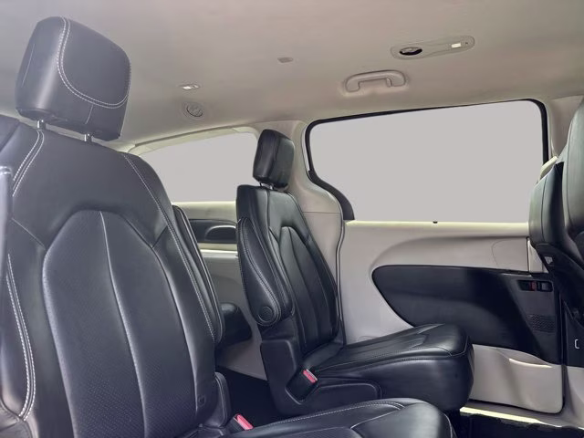 2023 Bright White Clearcoat Chrysler Pacifica Touring L FWD Van