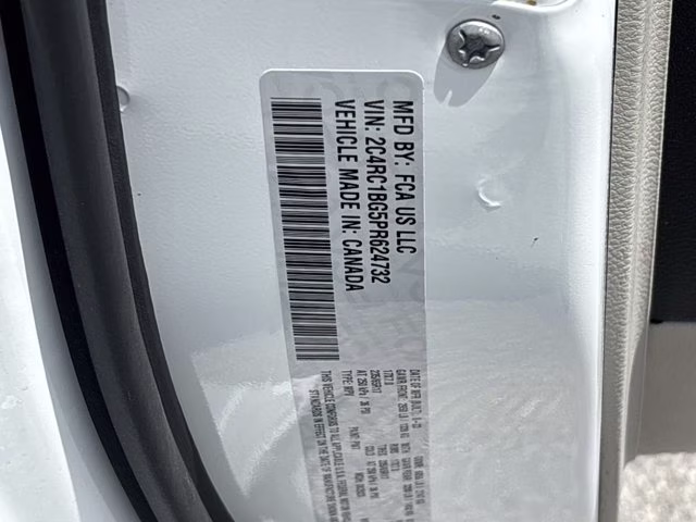 2023 Bright White Clearcoat Chrysler Pacifica Touring L FWD Van