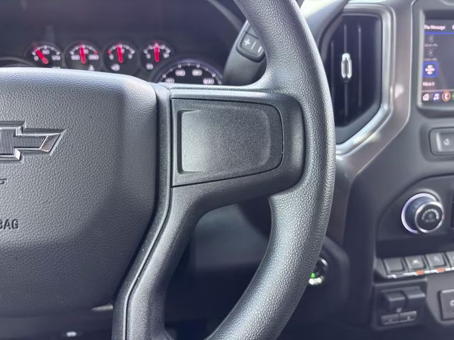 2025 Summit White Chevrolet Silverado 1500 Custom Trail Boss 4X4 Truck
