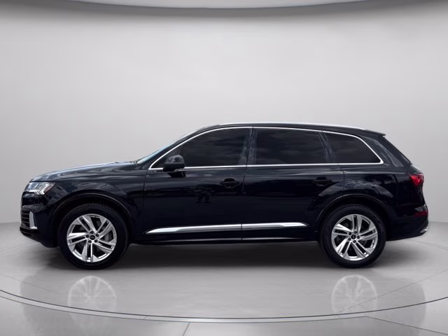 2024 Mythos Black Metallic Audi Q7 55 Premium Plus AWD SUV