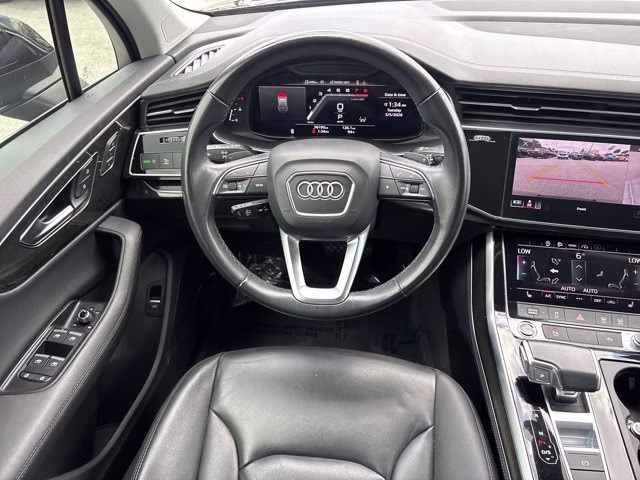2024 Mythos Black Metallic Audi Q7 Premium Plus AWD SUV