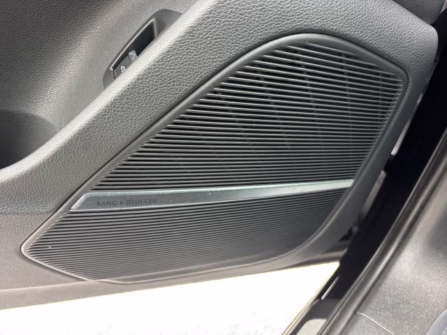 2024 Mythos Black Metallic Audi Q7 Premium Plus AWD SUV