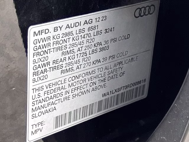 2024 Mythos Black Metallic Audi Q7 Premium Plus AWD SUV