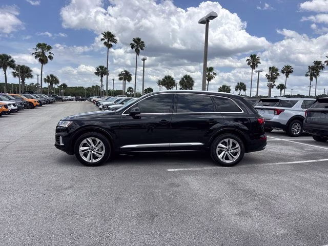 2024 Mythos Black Metallic Audi Q7 Premium Plus AWD SUV