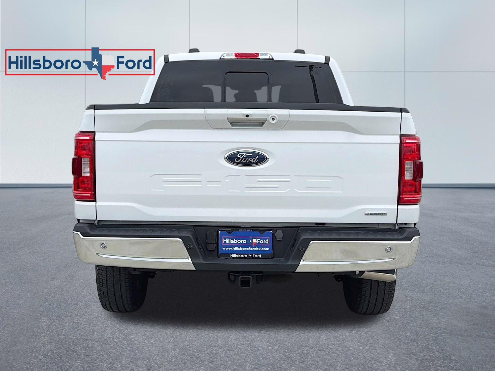 2023 Oxford White Ford F-150 XLT 4X4 Truck