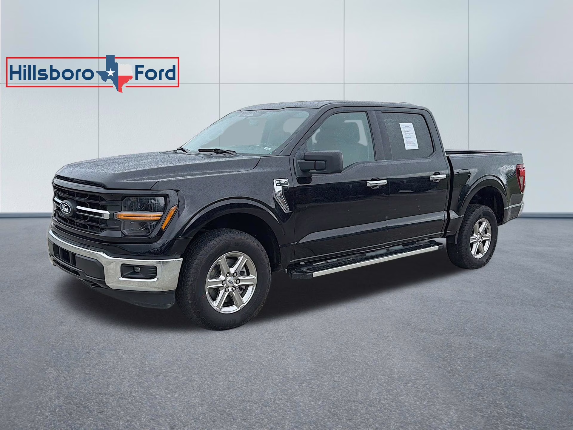 2025 Agate Black Metallic Ford F-150 XLT 4X4 Truck