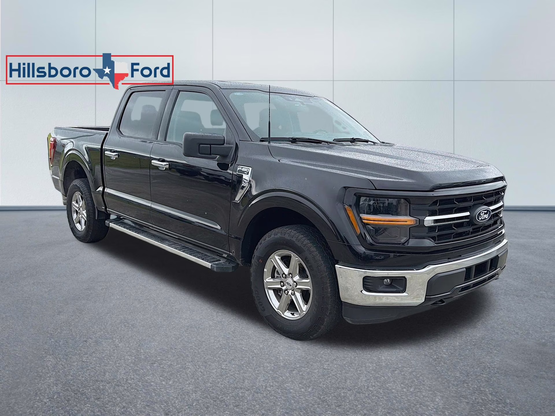 2025 Agate Black Metallic Ford F-150 XLT 4X4 Truck
