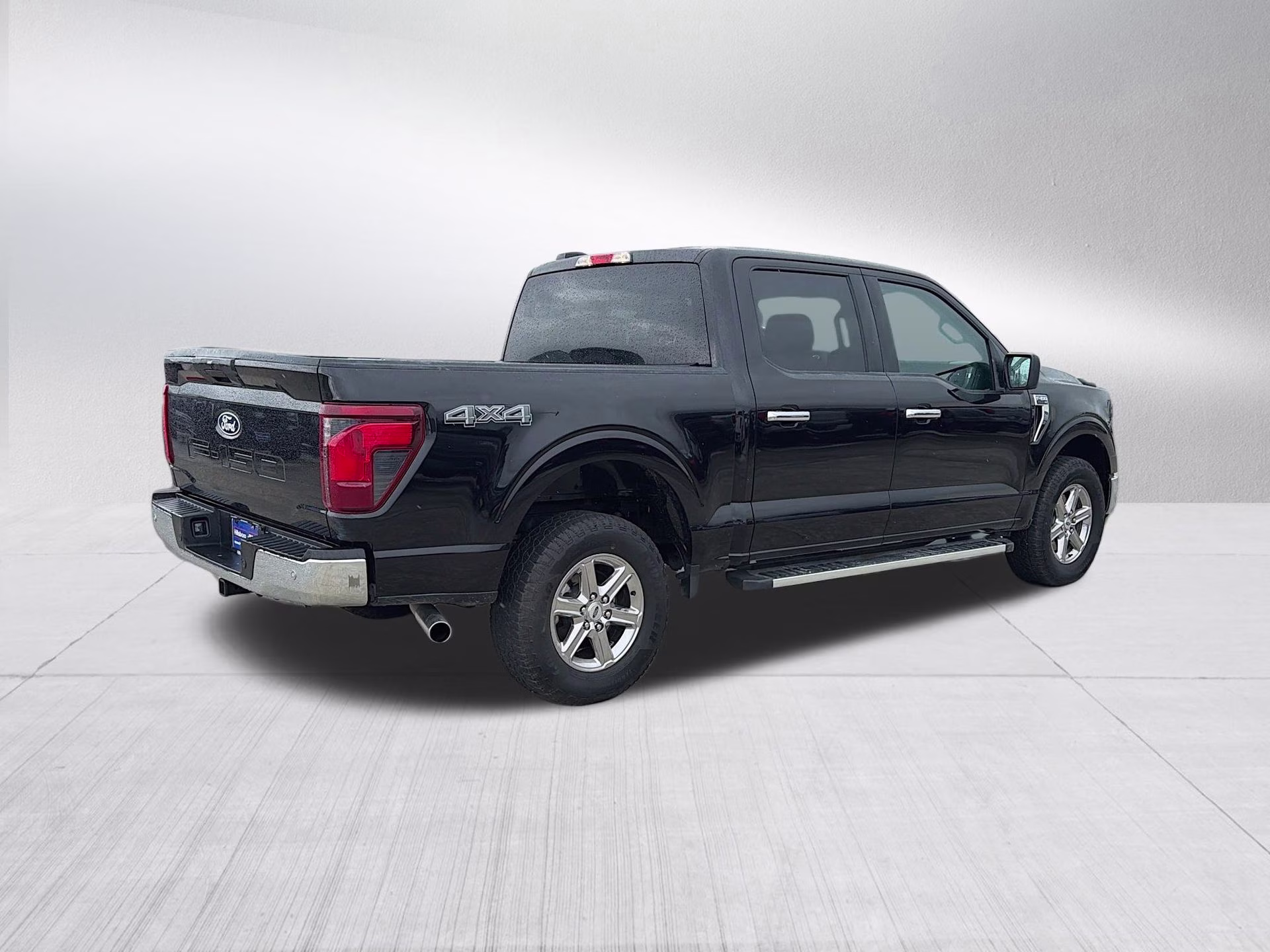 2025 Agate Black Metallic Ford F-150 XLT 4X4 Truck