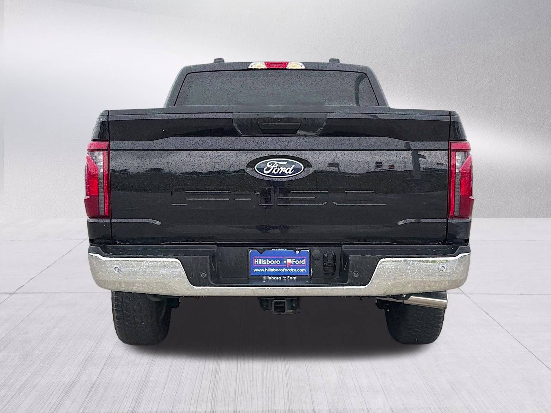 2025 Agate Black Metallic Ford F-150 XLT 4X4 Truck