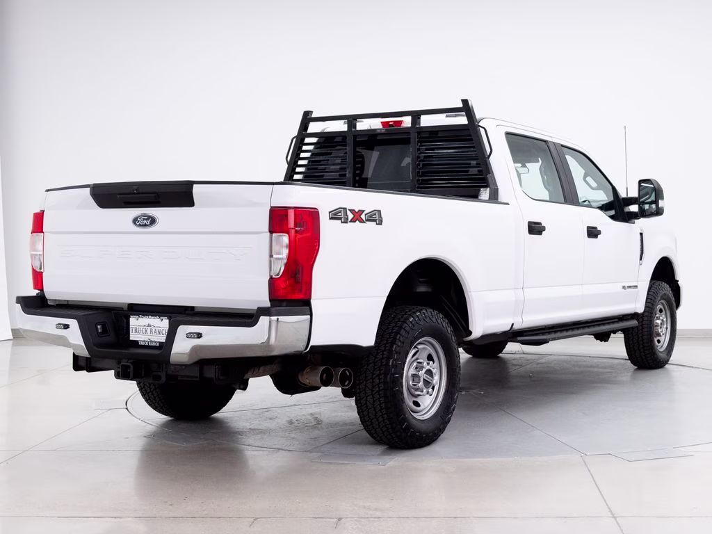 2022 Oxford White Ford Super Duty F-250 SRW XL 4X4 Truck