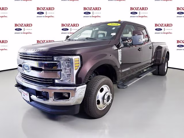 2018 Magma Red Ford Super Duty F-350 DRW Lariat 4X4 Truck