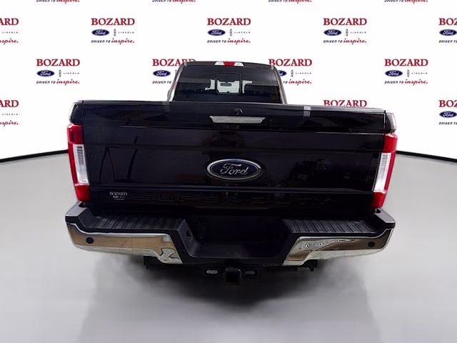 2018 Magma Red Ford Super Duty F-350 DRW Lariat 4X4 Truck