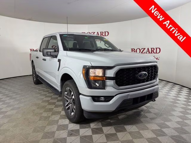 2023 Avalanche Gray Ford F-150 XL 4X4 Truck
