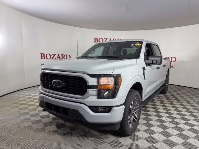 2023 Avalanche Gray Ford F-150 XL 4X4 Truck