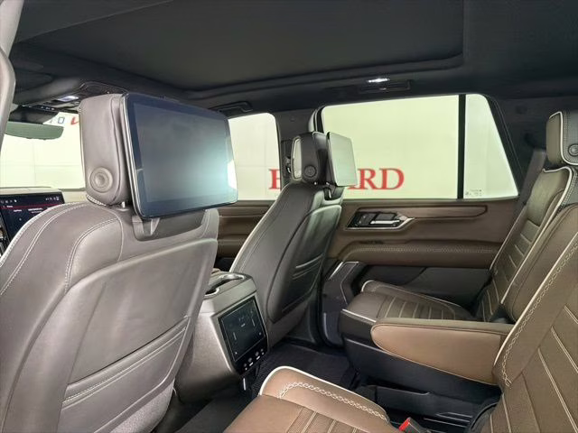 2025 Onyx Black GMC Yukon Denali Ultimate 4X4 SUV