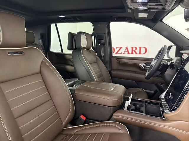 2025 Onyx Black GMC Yukon Denali Ultimate 4X4 SUV