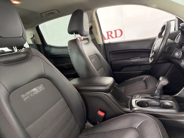 2015 Onyx Black GMC Canyon SLE1 4X4 Truck