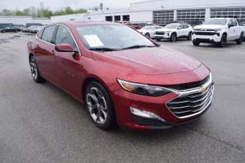 2022 Cherry Red Tintcoat Chevrolet Malibu LT FWD Sedan
