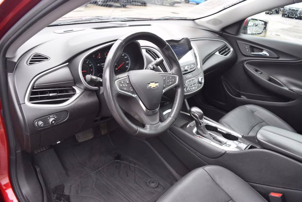 2022 Cherry Red Tintcoat Chevrolet Malibu LT FWD Sedan