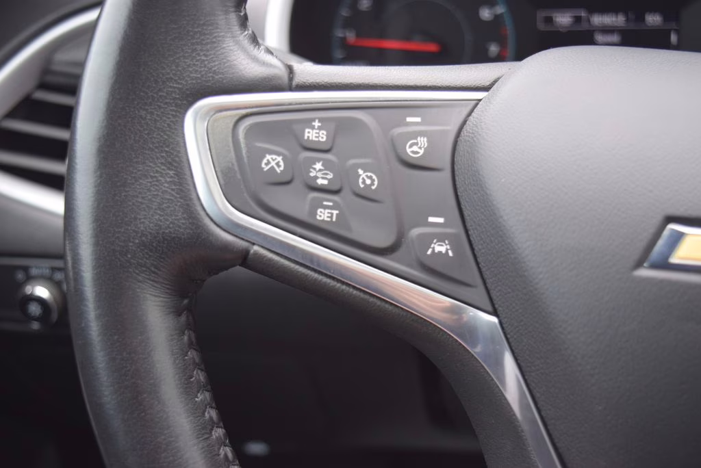 2022 Cherry Red Tintcoat Chevrolet Malibu LT FWD Sedan