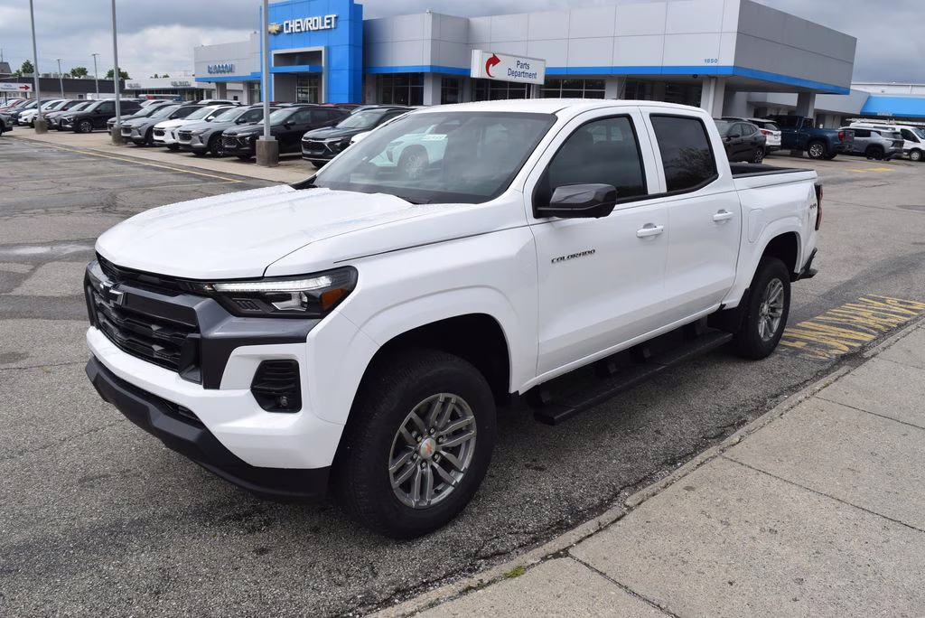 2026 Summit White Chevrolet Colorado LT 4X4 Truck