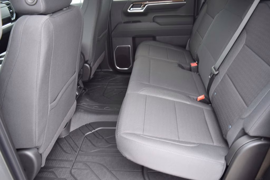 2026 Sterling Gray Metallic Chevrolet Silverado 1500 LT 4X4 Truck