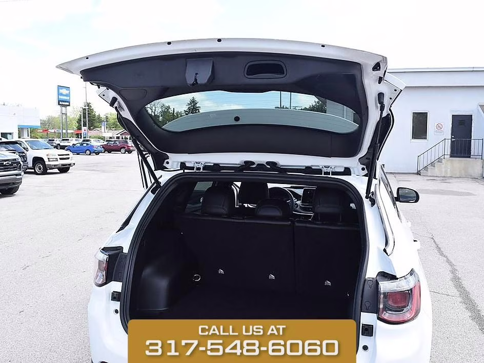 2025 Bright White Jeep Compass Latitude 4X4 SUV