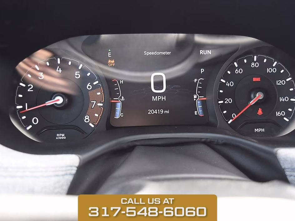 2025 Bright White Jeep Compass Latitude 4X4 SUV