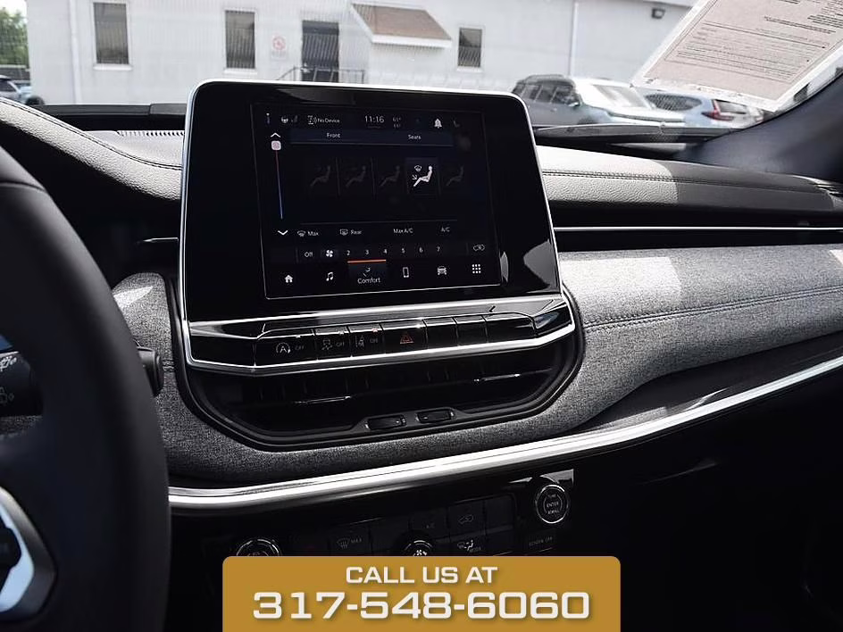 2025 Bright White Jeep Compass Latitude 4X4 SUV