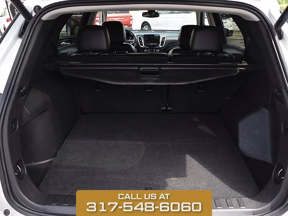 2022 Silver Ice Chevrolet Equinox Premier AWD SUV