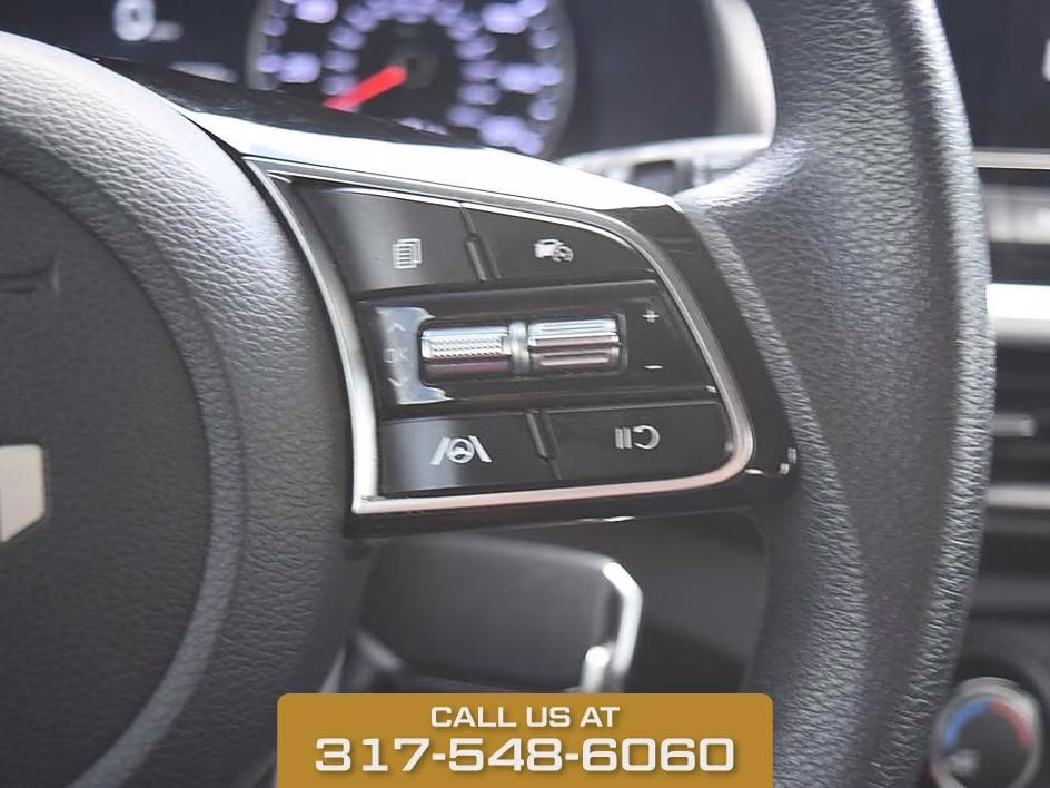 2022 Snow White Pearl Kia Forte LXS FWD Sedan