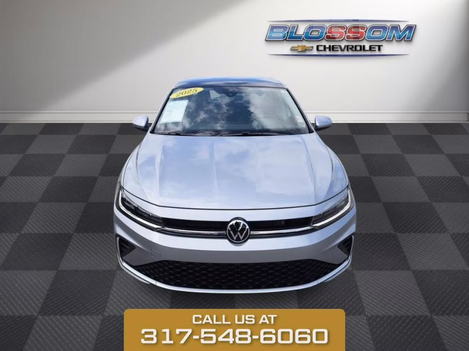 2025 Silver Volkswagen Jetta 1.5T SE FWD Sedan