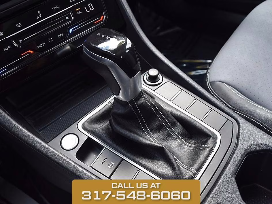 2025 Silver Volkswagen Jetta 1.5T SE FWD Sedan