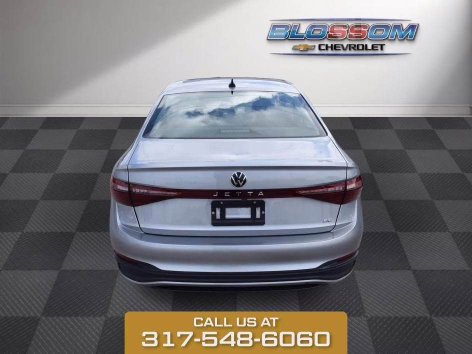 2025 Silver Volkswagen Jetta 1.5T SE FWD Sedan